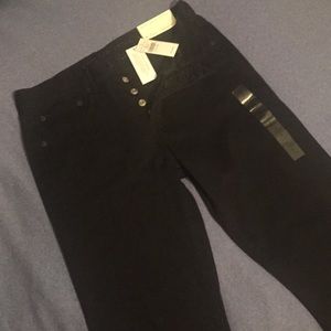 NWT American Eagle hi-rise girlfriend jeans